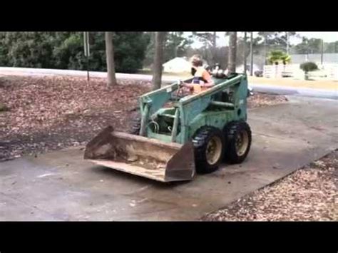 mustang 440 skid steer lift capacity|440 mustang skid steer specifications.